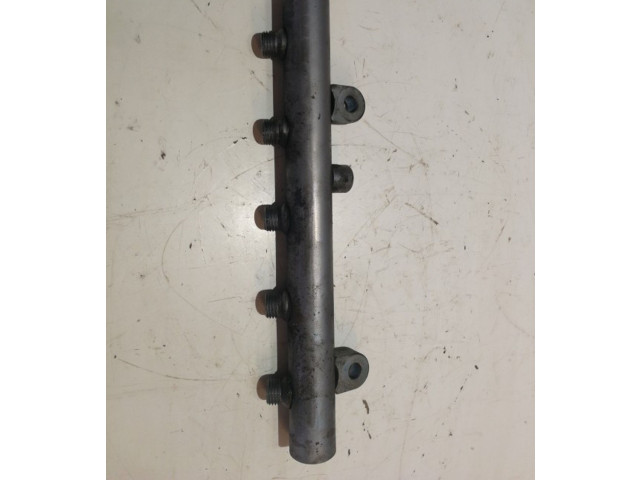 Магистральная трубка топлива