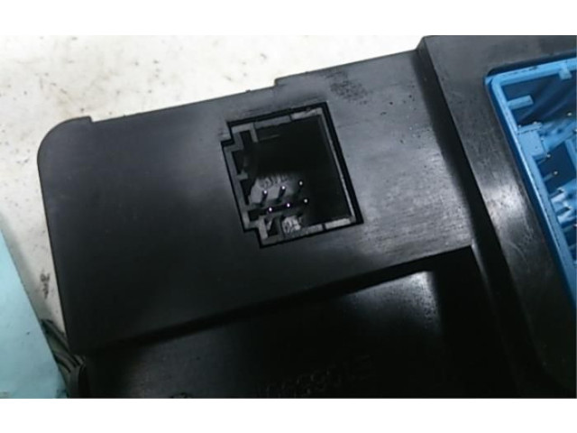 Другие блоки управления / модули 9811039380   Citroen C4 Cactus