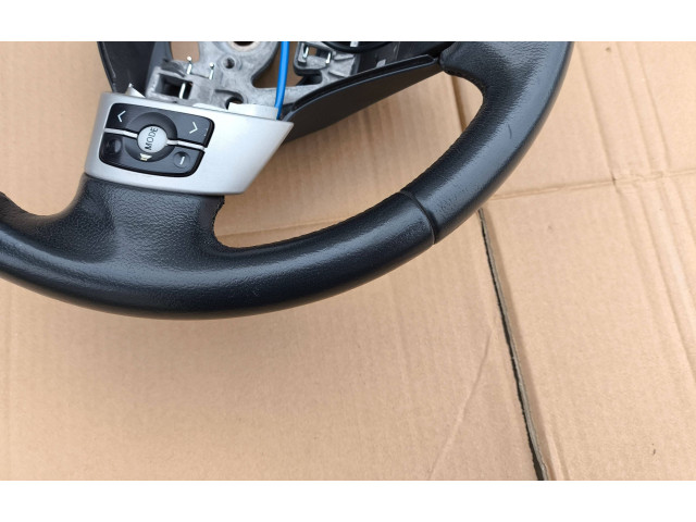 Volant Toyota Yaris 2010 305460899FKAD