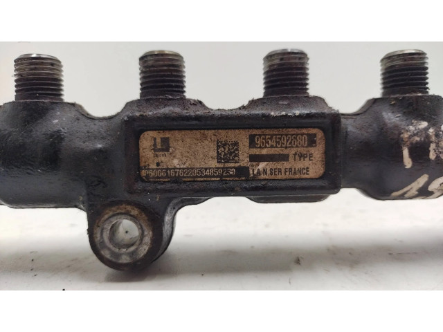 Vstřikovací lišta 9654592680 Ford Fiesta pro naftový motor 1.4