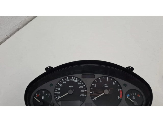 Přístrojová deska BMW 3 E36 1997 62118371552, 110008645003A