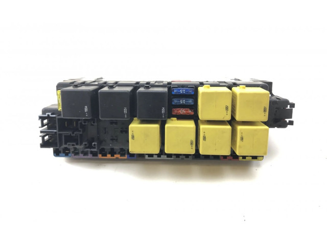 Блок предохранителей 05045117, A2305454632 Mercedes-Benz SL R230