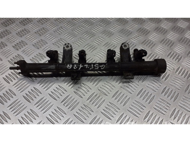 Топливная рампа 35310-22600 Hyundai Getz 1.3