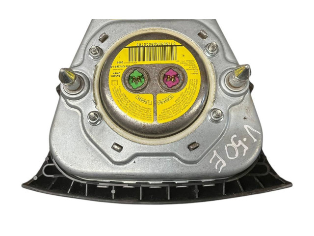 Подушка безопасности водителя 30615725   Volvo V70