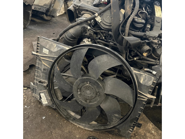 Вентилятор радиатора A2035000193 Mercedes-Benz C W203 2.2