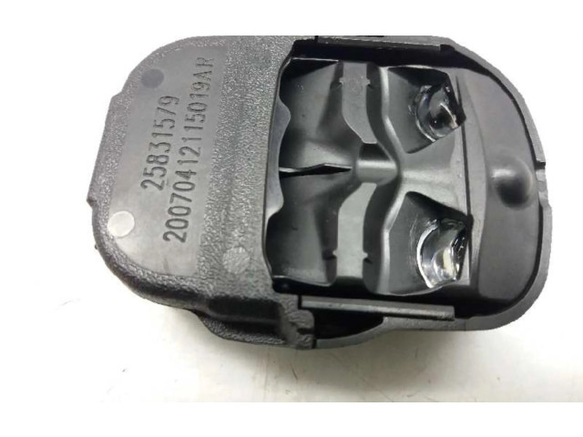 Блок управления двигателя 25831579   Opel Antara