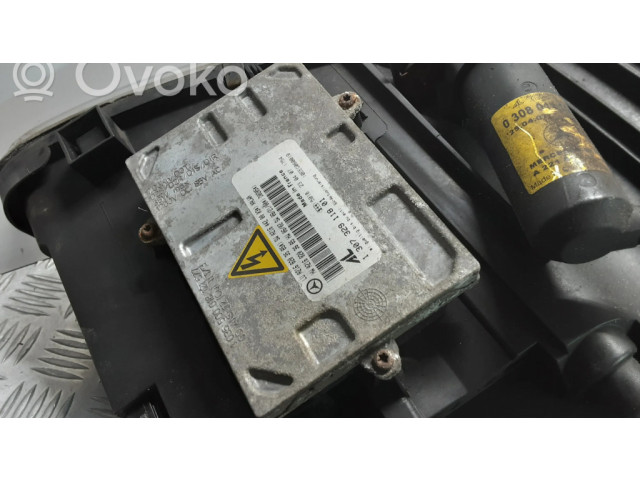 Передняя фара  