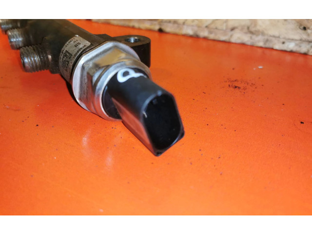 Vstřikovací lišta 96868901, 9307Z528A Chevrolet Captiva