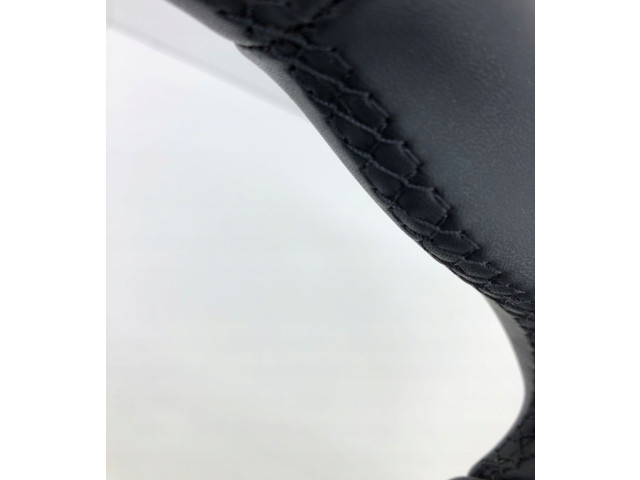 Руль Volvo XC40   -  года       