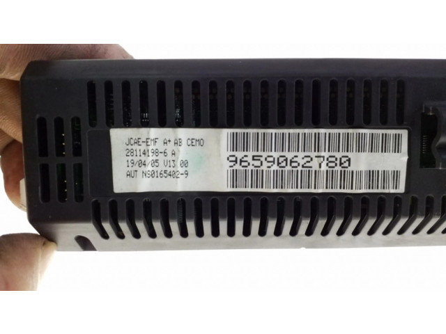 Дисплей    9659062780   Citroen C4 I