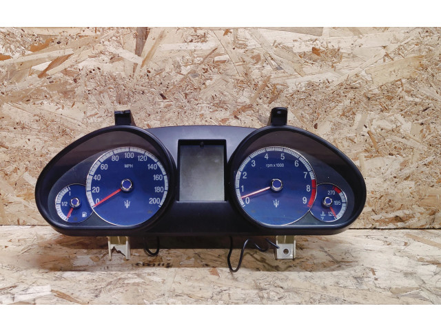 Přístrojová deska Maserati Quattroporte 2006 219394