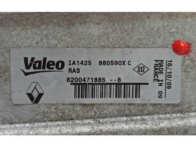 Интеркулер  8200471885B, 8200471885   Renault Clio III 