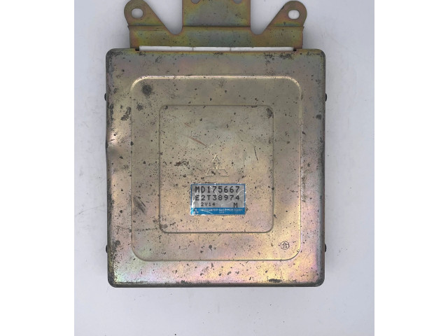 Блок управления двигателя MD175667, E2T38974 Mitsubishi Colt