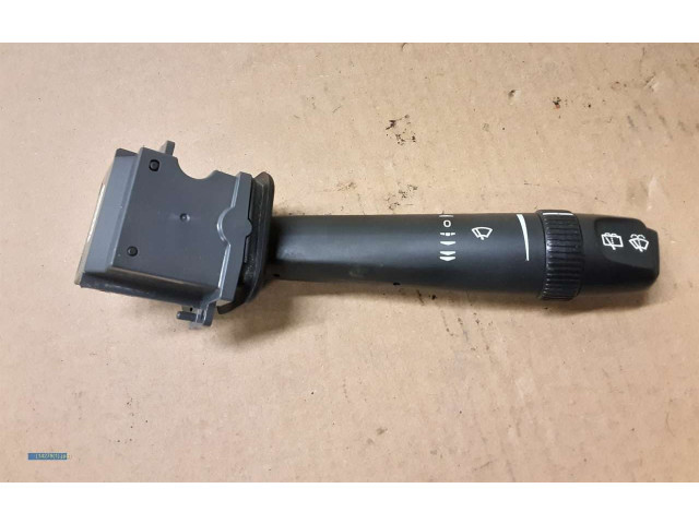 Ручка стеклоочистителей    Volvo V70