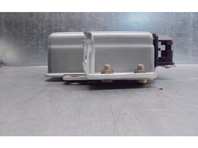 Řídící jednotka 8966105120, 0261204048   Toyota Carina T190 1996