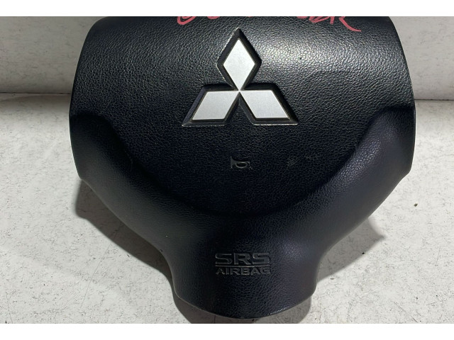 Подушка безопасности водителя    Mitsubishi Outlander