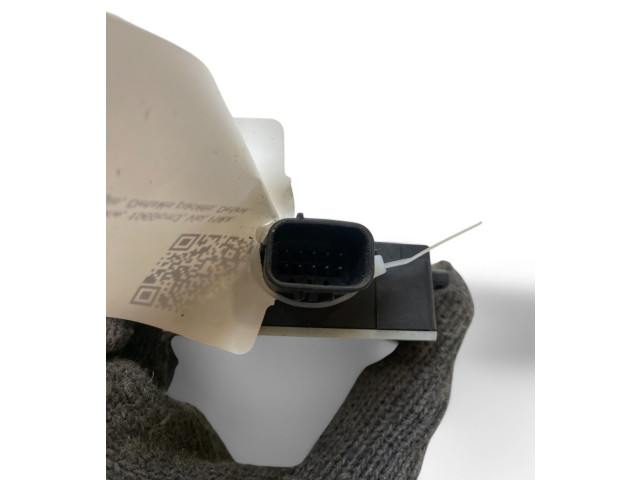 Датчик слепых зон 31665693 Volvo XC90