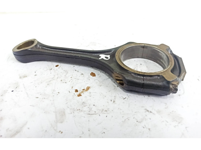 Шатун Mercedes-Benz R W251