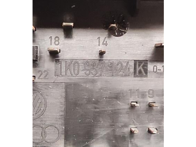 Блок предохранителей 1K0937124K, 1K0937124K Audi A3 S3 8P