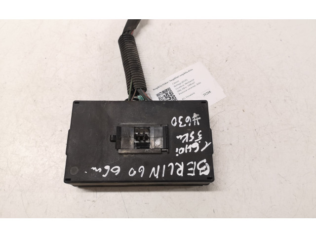 Блок предохранителей 9632229480, 97086100 Citroen Berlingo