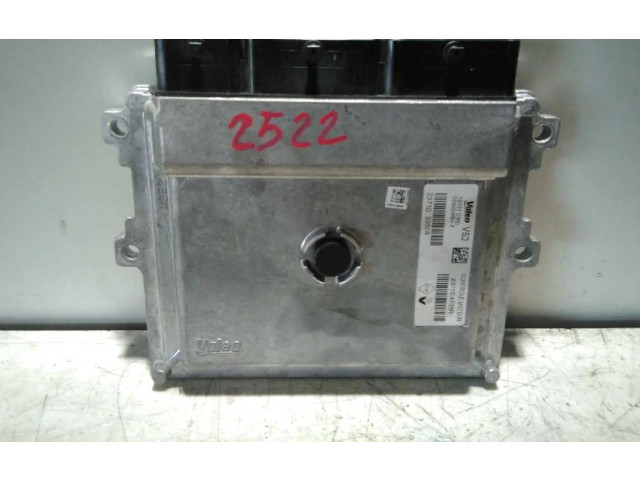 Řídící jednotka 237104736R Renault Captur 2015