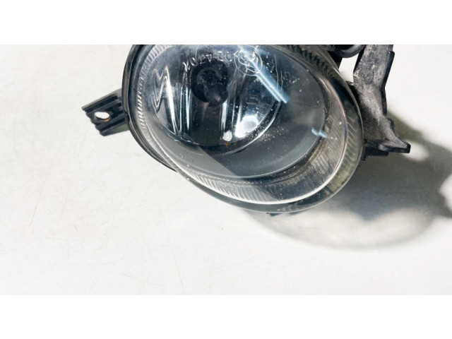 Передняя противотуманная фара