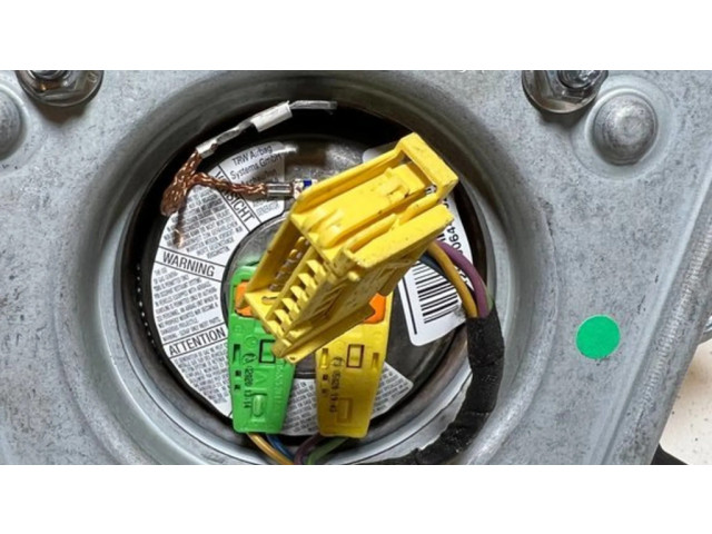 Подушка безопасности водителя 62320331E   Mercedes-Benz E W212