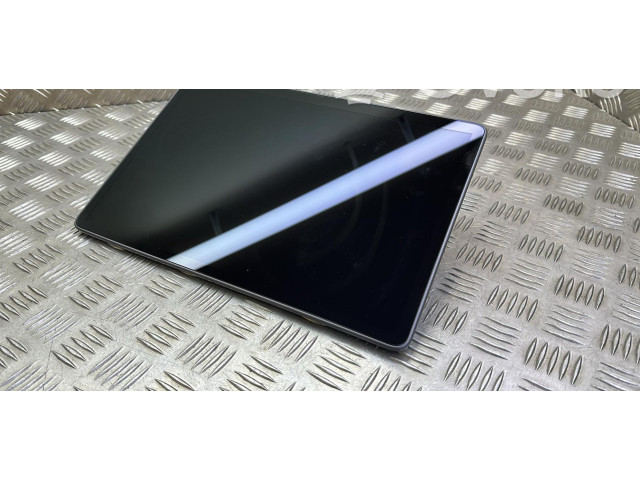 Дисплей    108954300G   Tesla Model 3