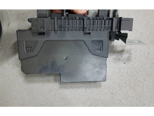 Pojistková skříňka 2044423600, 2045456832 Mercedes-Benz GLK (X204) 2009