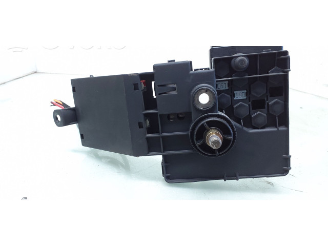 Pojistková skříňka A2115461241 Mercedes-Benz CLS C219 2005