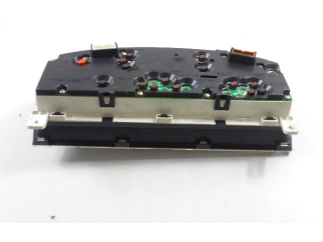 Přístrojová deska Nissan Almera Tino 2000 BM466, BM466