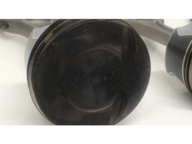 Píst 84L157 Audi S5 Facelift pro benzínový motor 3.0