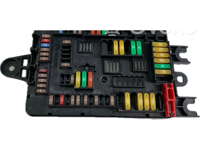 Pojistková skříňka 8579239 BMW 1 F40 2021