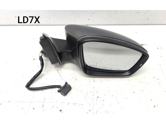 Зеркало электрическое Volkswagen Jetta VI 2011 - 2018 года