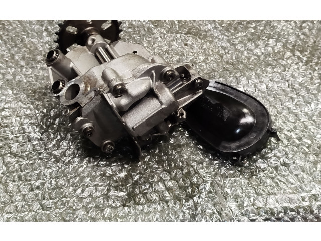 Масляный насос   150001650R, 150507100R  Renault Trafic III (X82) 