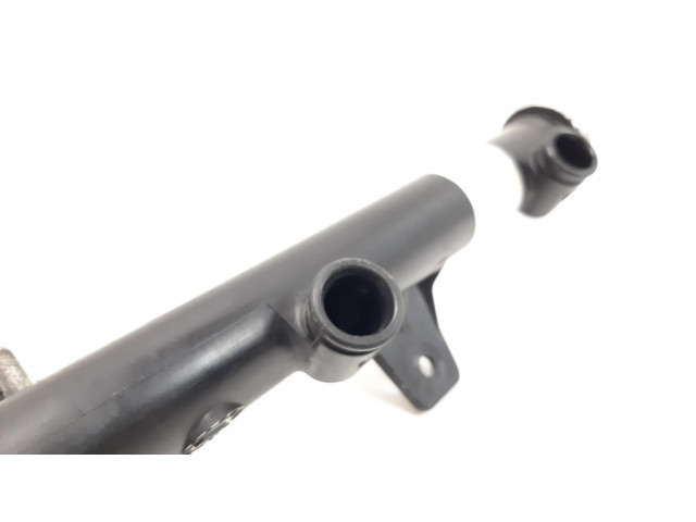 Топливная рампа 17201017, 9510173045   Hummer H2 6.0 