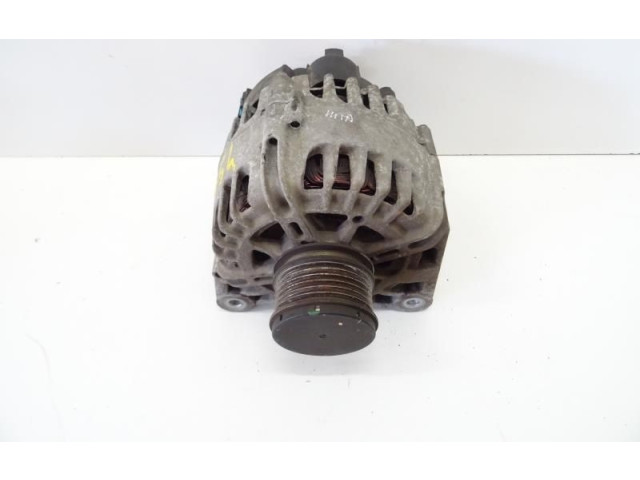 Генератор 231008017R Dacia Duster