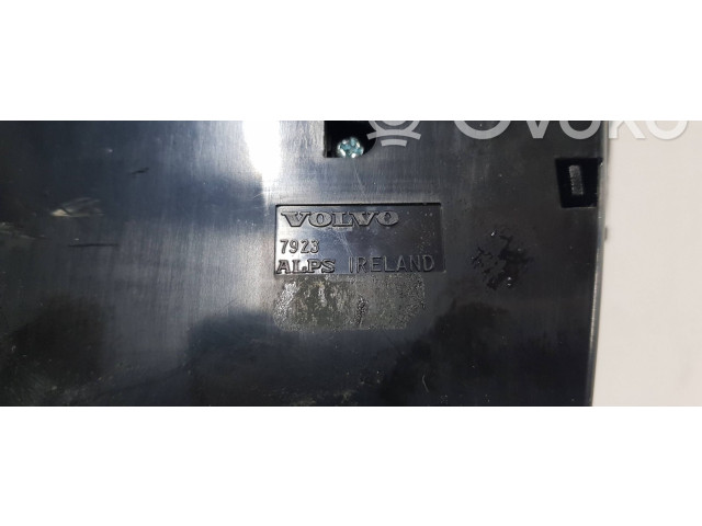Блок управления климат-контролем 7923   Volvo V70