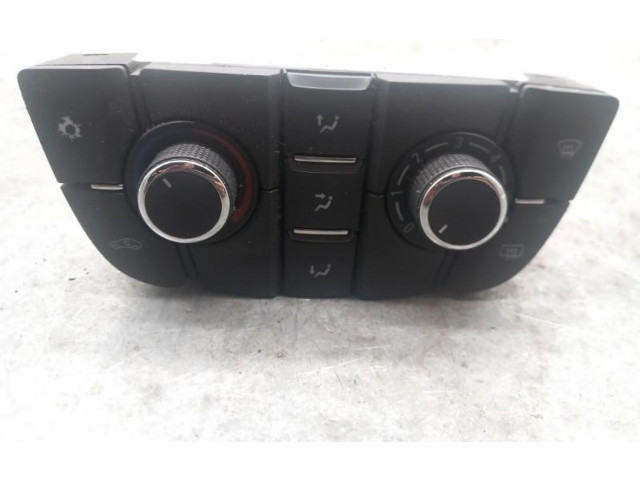 Блок управления климат-контролем 13579092   Opel Meriva B