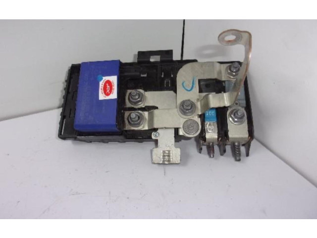   Pojistková skříňka A2465401350   Mercedes-Benz GLA W156 2016