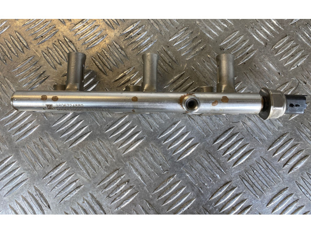 Топливная рампа 9806724880, 9675330380   Peugeot 2008 I  