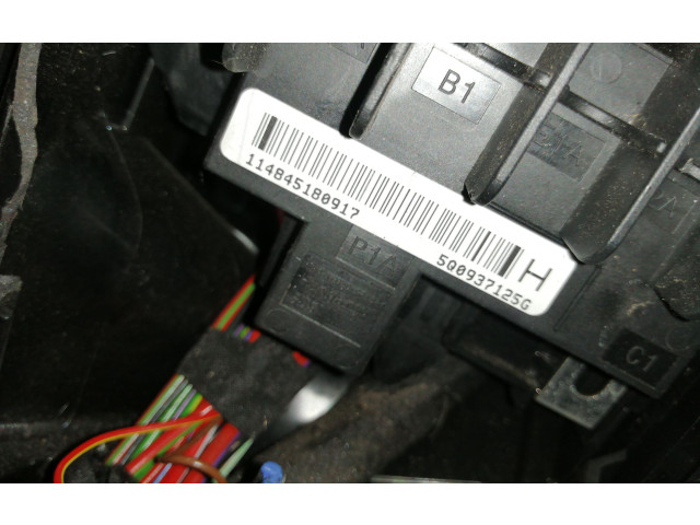 Pojistková skříňka 5Q0937125G, 5Q0907361 Volkswagen Golf VII 2014