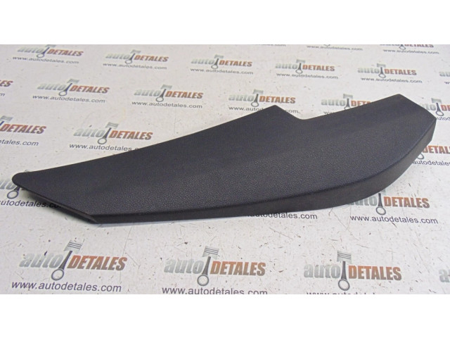 Другая деталь салона