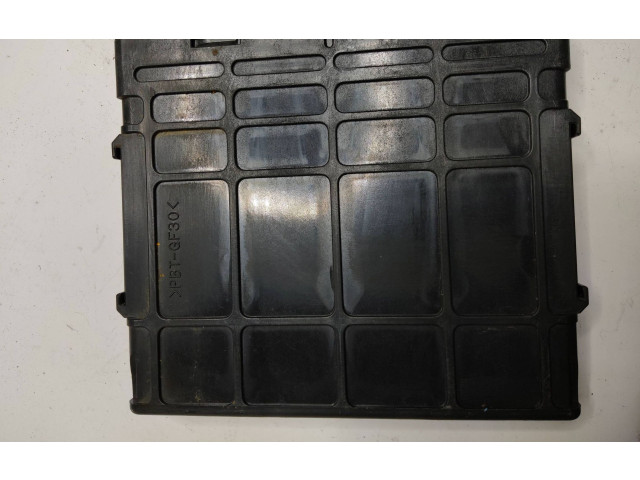 Řídící jednotka MK386857, E6T01771 Mitsubishi Pajero 2001