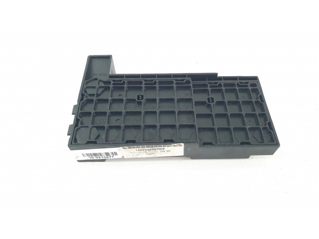 Узел подключения плюсовых проводов