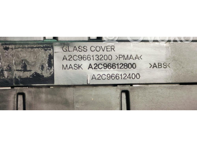 Панель приборов 5E0920720B   Skoda Octavia Mk3 (5E)       