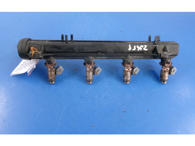 Топливная рампа 8200166875, 8200166875   Renault Clio II  