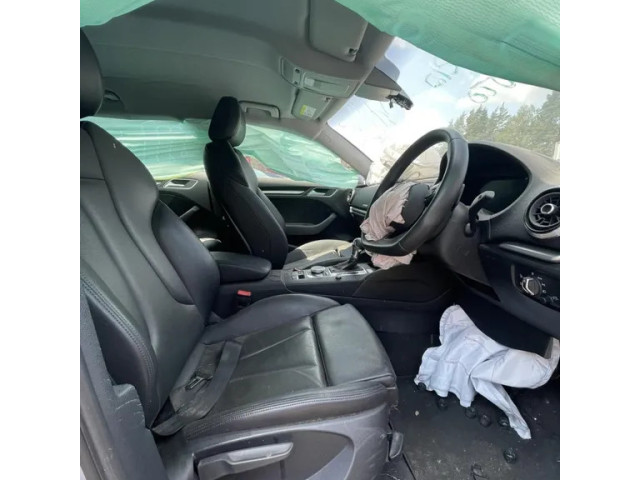 Зеркало электрическое левое Audi A3 S3 8V 2013-2019 года