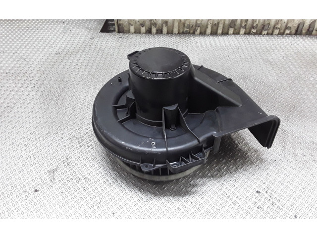 Вентилятор печки 6Q1820015C Audi A2