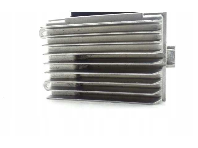 Antenos valdymo blokas    Audi TT TTS Mk2